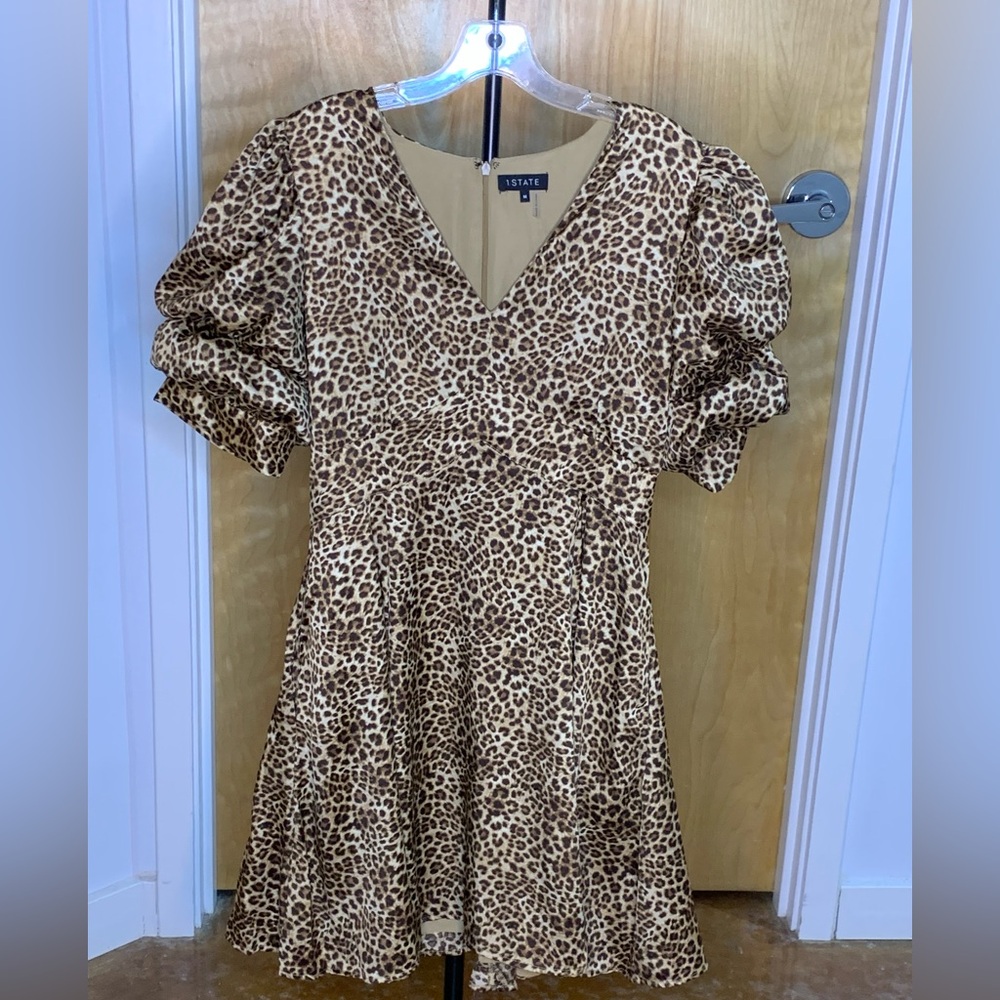 1. State Animal Print V-Neck Dress with puff sleeves and pockets size medium